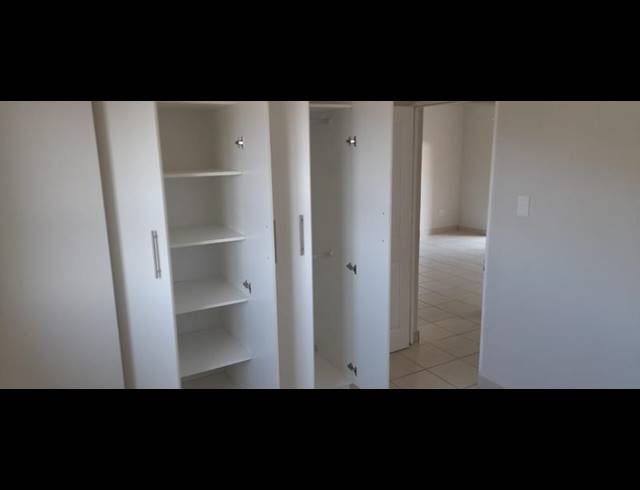 2 BEDROOM APARTMENT FOR SALE IN ISLAND VIEW